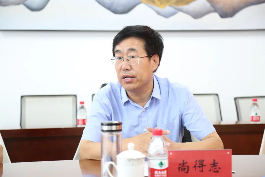 9053e155-1b13-40f3-ab4a-a49fbfdc57aa